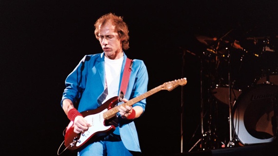 Learn Mark Knopfler’s game-changing rhythm and lead styles