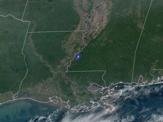 Brilliant fireball over Mississippi sparks booms (and satellite photos)