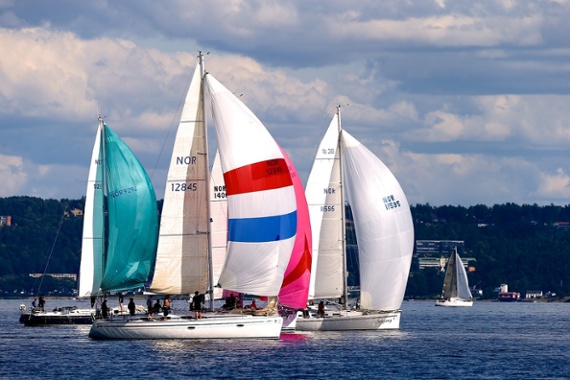 In rough waters? Use these leadership tips from sailing