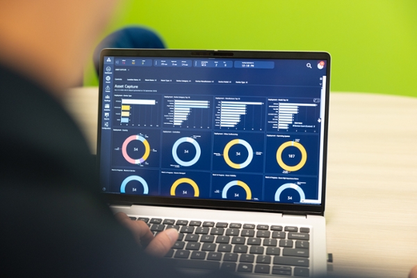 Webinar: IT Leader's Blueprint for Simplifying Multi-Vendor Collaboration Technology