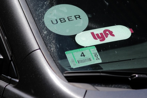 10,000 Lyft, Uber drivers in Minneapolis out of work