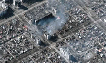 Russia's devastation of Mariupol visible from space in satellite photos