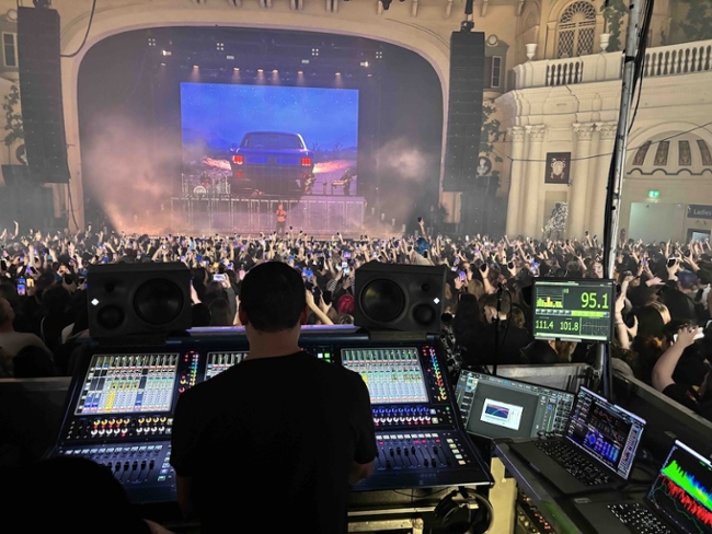 Mixing Halsey&rsquo;s &lsquo;Back to Badlands&rsquo; World Tour