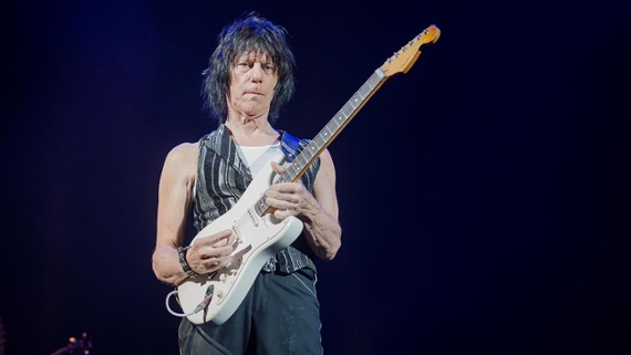 5 guitar skills you can learn from Jeff Beck