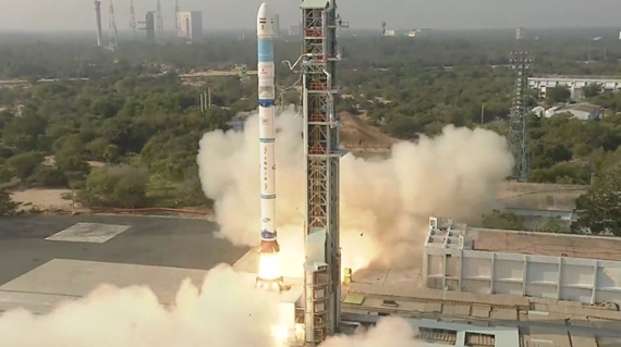 India's new rocket flies 1st successful mission