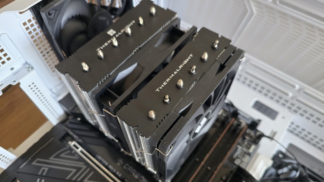 Thermalright Royal Knight 120 SE Review: Offset and affordable