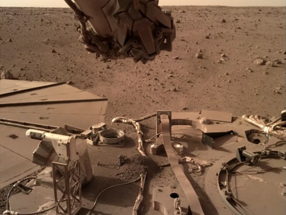 NASA's InSight lander just detected the biggest quake on Mars