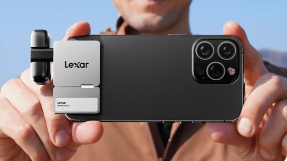 Lexar's thumb-sized SSD smashes Kickstarter goal in under 2 hours!