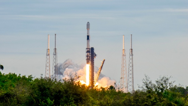 SpaceX launching 21 Starlink satellites from Florida tonight