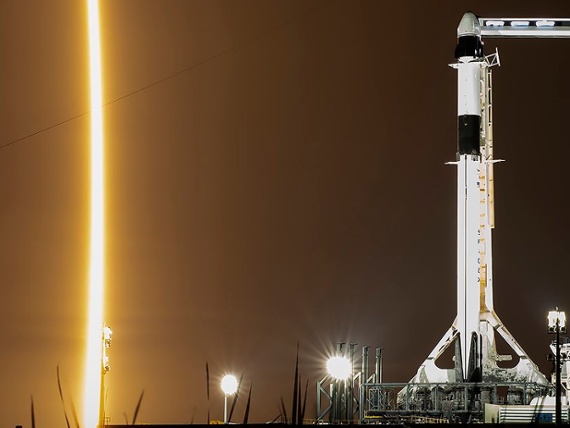 SpaceX launches 22 next-gen Starlink satellites (video)