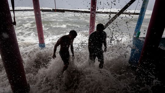 Hurricane Polo exploded in intensity in just 24 hours. Is the 'super' El Niño to blame?