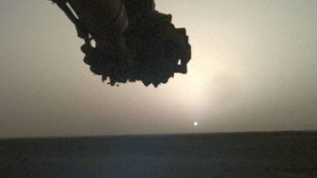 See a sunrise on Mars in stunning views from NASA's InSight lander