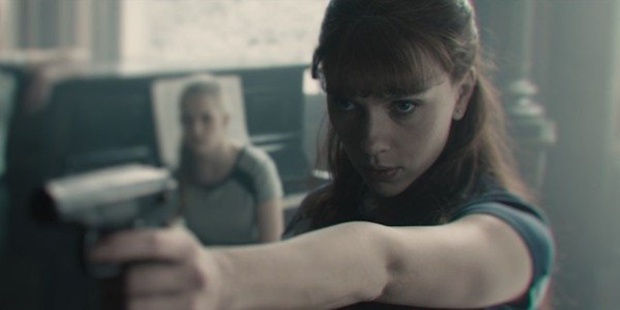 Black Widow Director Offers Exciting Update On Scarlett Johansson's Marvel Movie