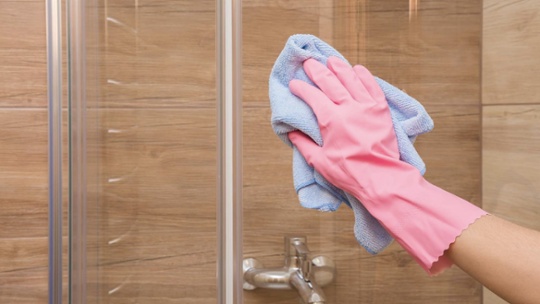 How to remove limescale from your shower glass — get a streak-free shine