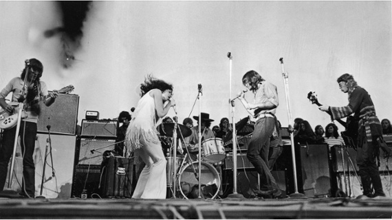 Watch Jefferson Airplane’s historic White Rabbit Woodstock performance