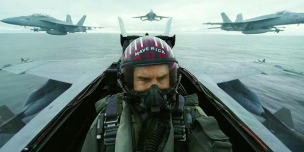 Tom Cruise Showed Us Top Gun: Maverick's Opening 15 Minutes, Here's What Happens