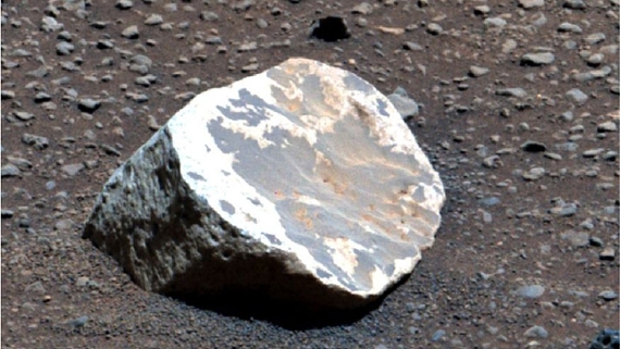 Bleached rocks hint at a wetter and warmer Mars