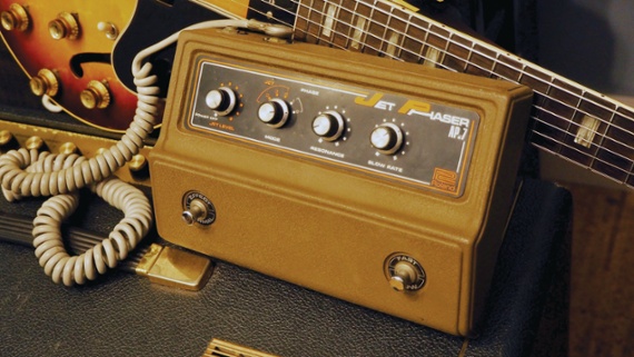 With its combination fuzz-phase effect, Roland's Jet Phaser AP-7 can sound like a jet taking off