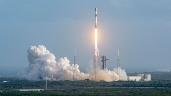 SpaceX launches 29 Starlink satellites into orbit