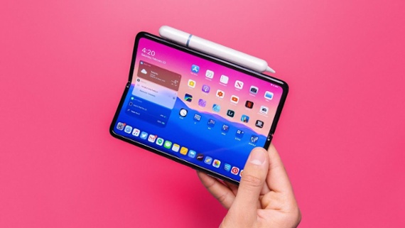 Apple’s folding iPad now expected to arrive in 2026