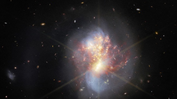 James Webb Space Telescope reveals hidden star formation in pair of colliding galaxies (photo)