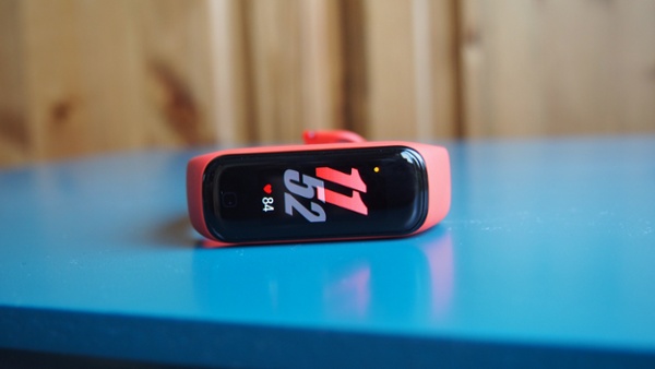 The latest Galaxy Fit 3 leak is a hands-on video