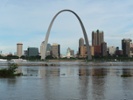 This stand-up paddle boarder braved the mighty Mississippi