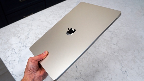 The 15-inch MacBook Air teardown is underwhelming
