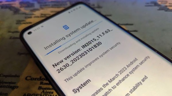 A&C: I spent hours updating my old phone only to make it worse