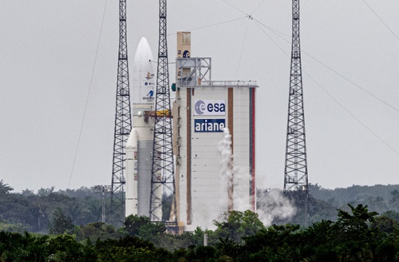 Watch a European Ariane 5 rocket launch 2 communications satellites tonight!