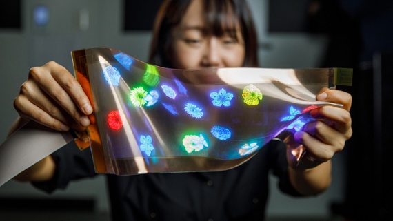 LG is showing off a stretchable, high-resolution display