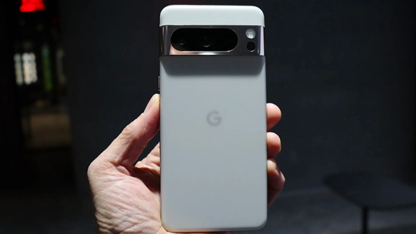 Hands-on with the new Google Pixel 8 Pro