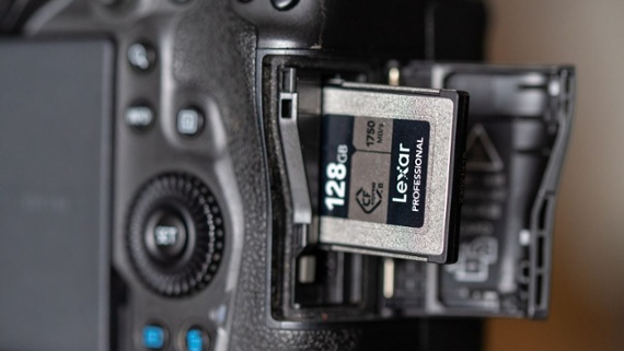 Lexar Professional CFexpress Type B card SILVER review: The perfect combo of price and performance?