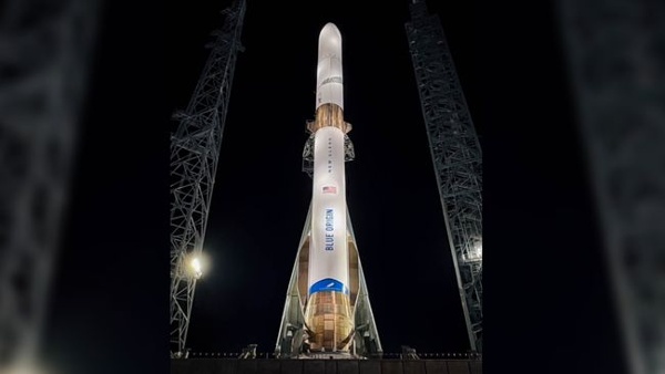 New Glenn rocket rises on the pad ahead of 1st launch