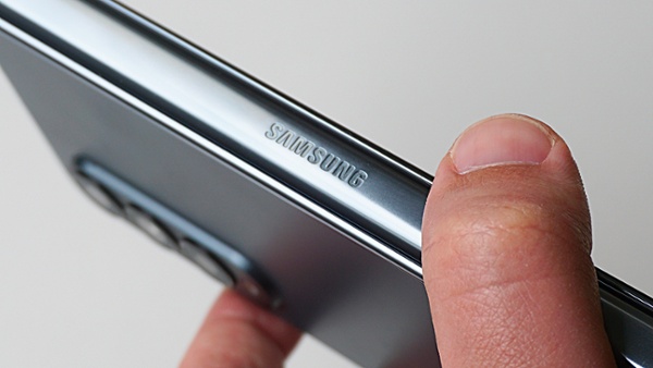 Samsung says its next foldables will be thinner and lighter