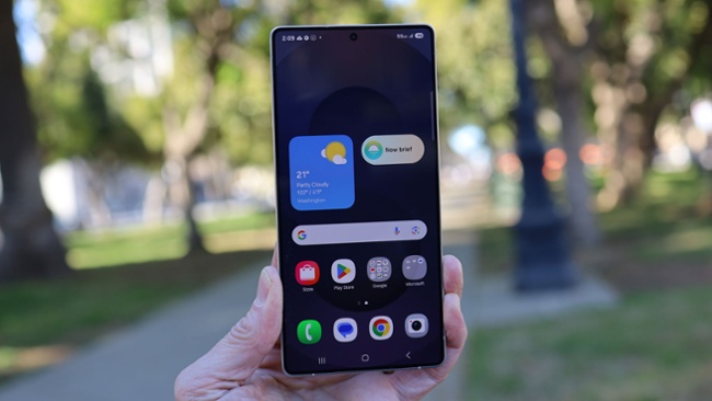 Samsung launches its One UI 8 beta program
