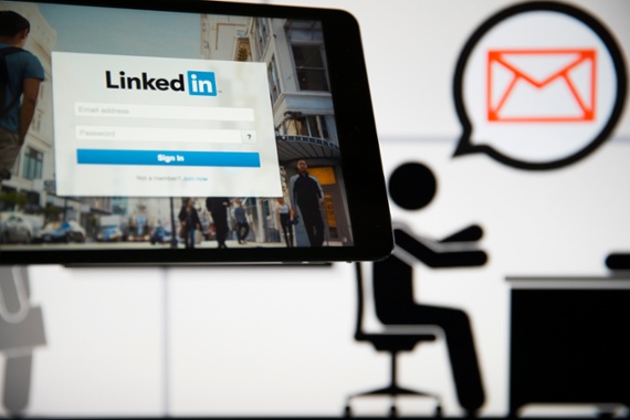 Are pay ranges in job ads giving more information?