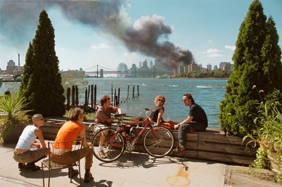 Does this controversial 9/11 photograph deserve to be in New York's 400th birthday exhibition?