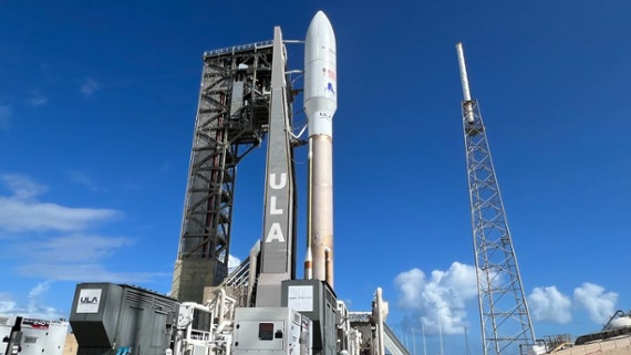 Atlas V rocket launching Amazon's 1st internet satellites