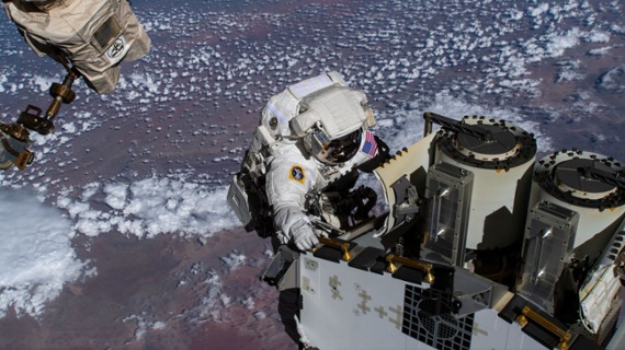 Watch 2 astronauts perform 1st spacewalk of 2023