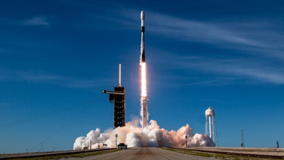 SpaceX doubleheader! 2 rocket launches in a 4-hour span