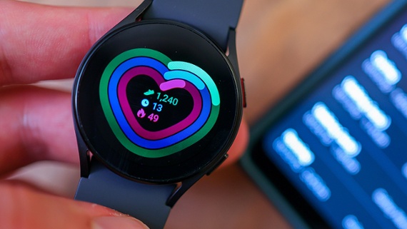 The Galaxy Watch 5 is now better at menstrual tracking