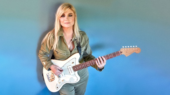 “As a tapping player, you don’t want to be thought of as Yngwie Malmsteen. You wanna show the broken, punk-rock ‘Oops-my-finger-slipped-there-whatever’ sloppiness”: Marnie Stern is back to make math-rock scrappy again