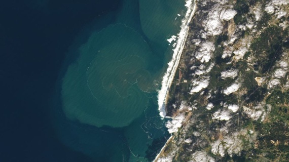 Stunning satellite image shows immense power of monster 7-story waves in Portugal