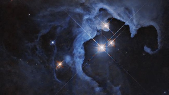 New Hubble Telescope image reveals infant star's sparkle