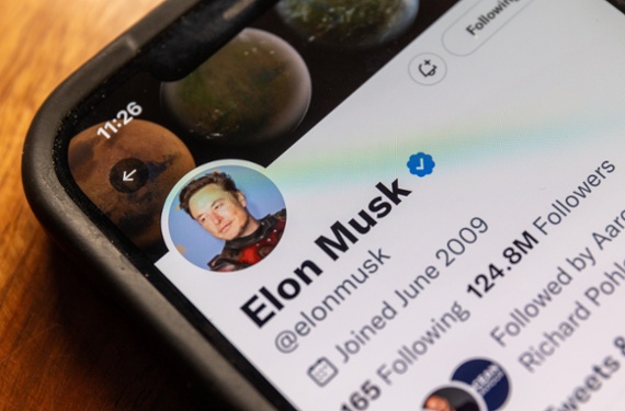 Twitter worker tweets Musk over employment status