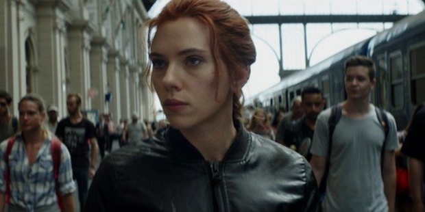 The Marvel Movie Audiences Are Already Comparing Scarlett Johansson's Black Widow To, According To The Director