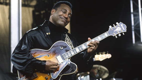 Take your playing from blues to jazz and back with this lesson in the great George Benson’s style