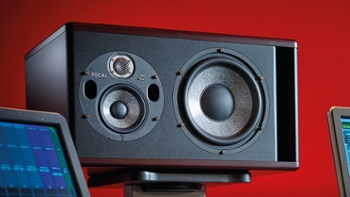 Focal Hits Play with Playlist
