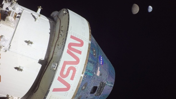 Artemis 1 epic moon mission reaches halfway point